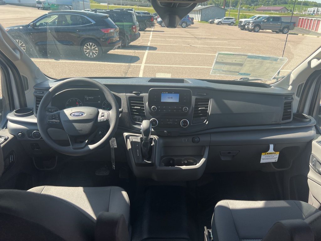 2025 Ford Transit-250