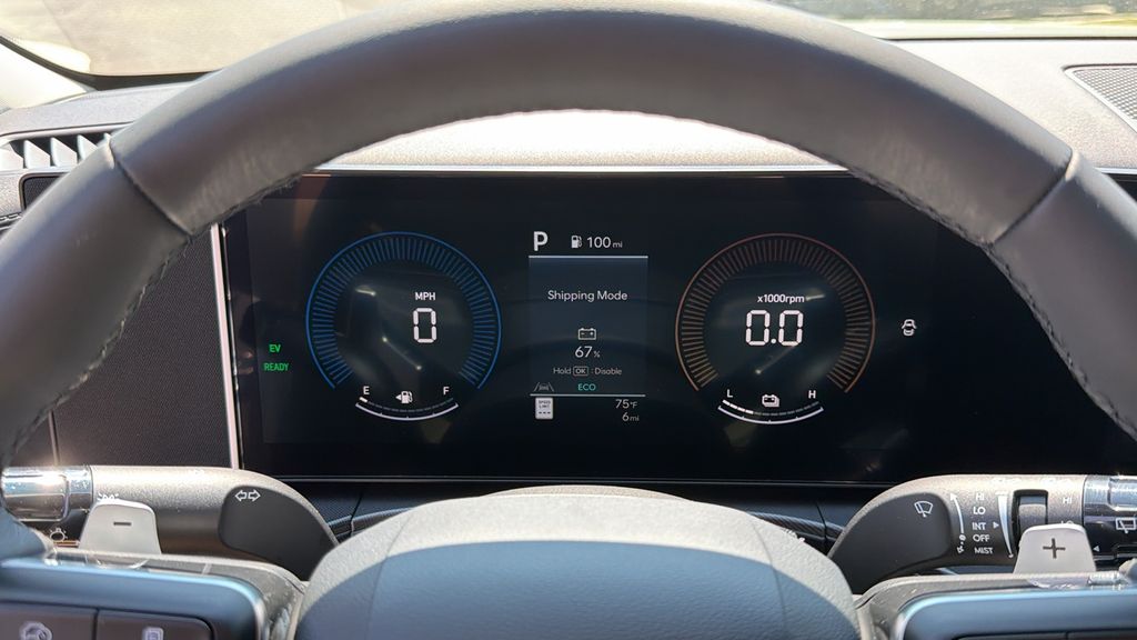 New 2026 Silver Hyundai SE image 32
