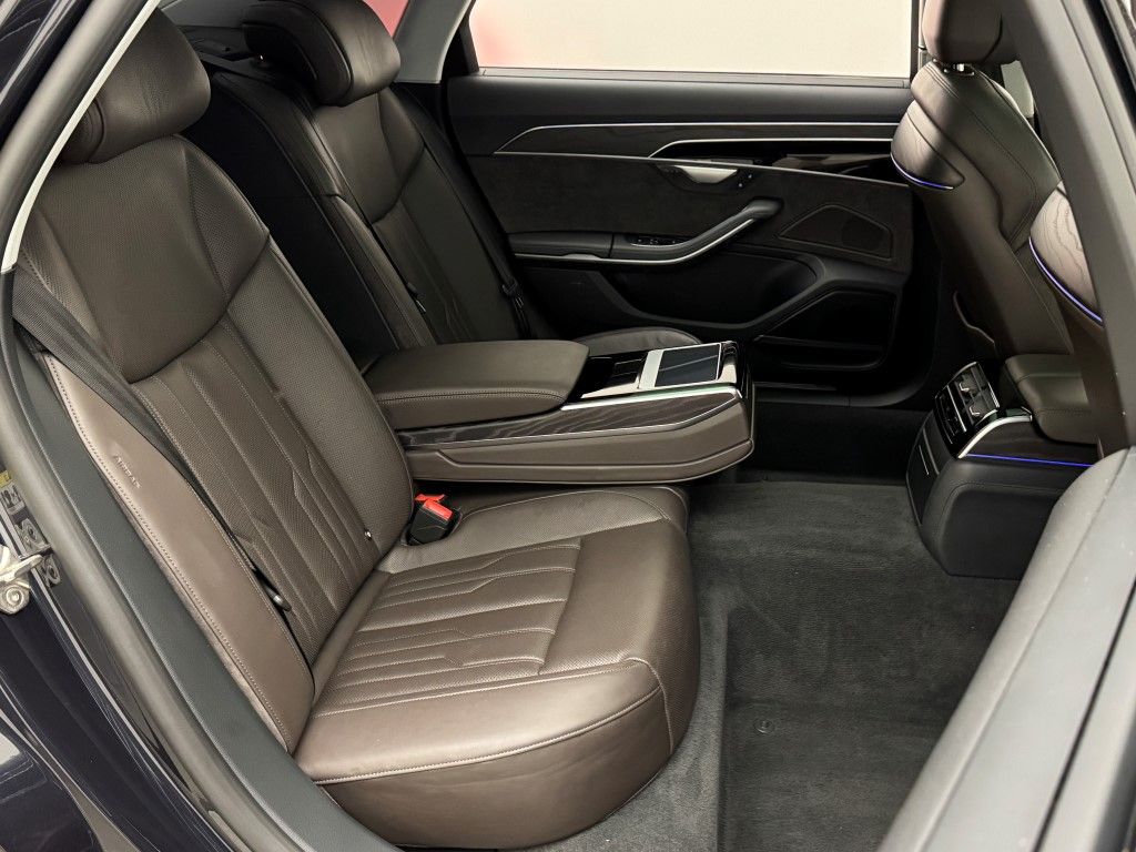 Thumbnail: 2021 Audi A8 - 24