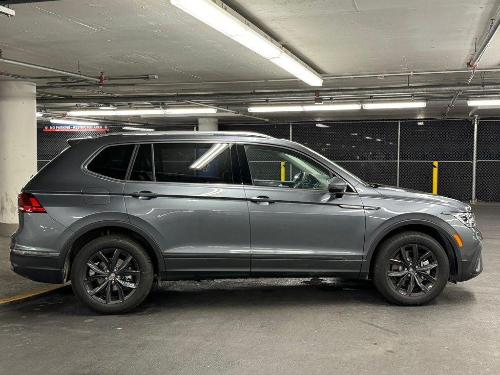 2024 Volkswagen Tiguan 2.0T SE 37