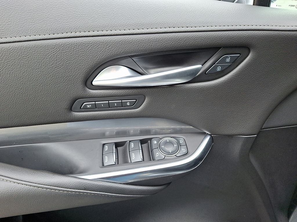 2024 Cadillac XT4 Premium Luxury 12
