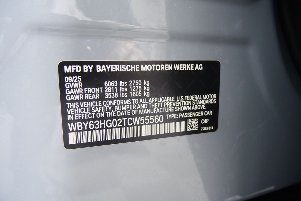 Thumbnail: 2026 BMW i5 - 25