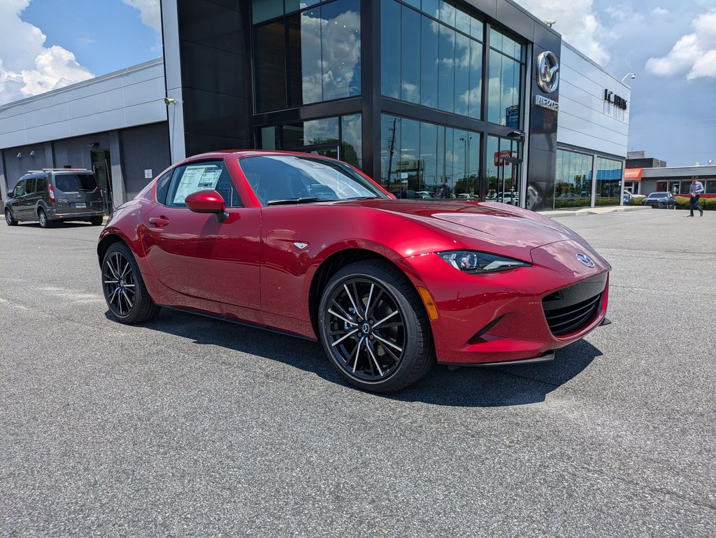 Soul Red Crystal Metallic 2026 Mazda MX-5 Miata Convertible Rear-Wheel Drive 6-Speed Manual