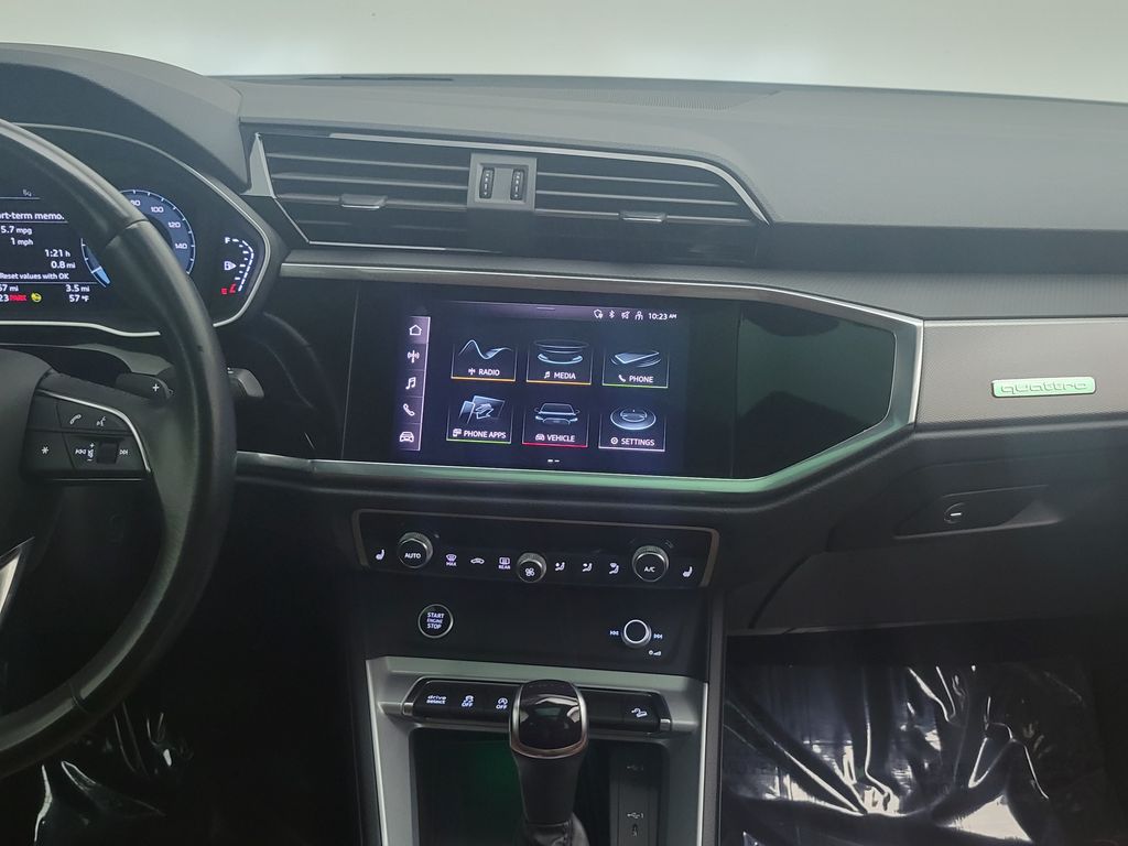 Thumbnail: 2022 Audi Q3 - 19