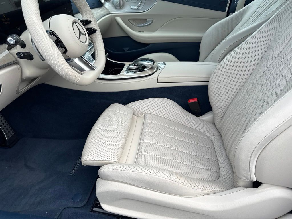Thumbnail: 2023 Mercedes-Benz E-Class - 16