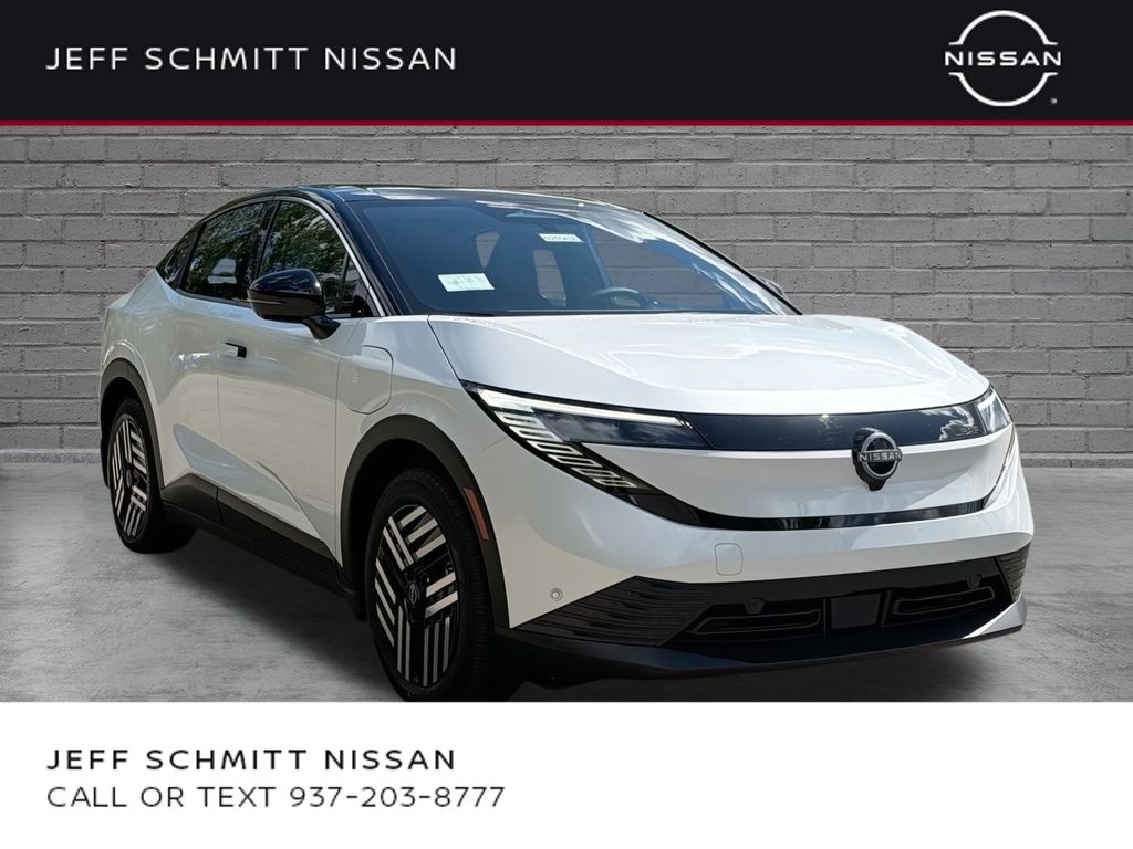 Everest White Pearl/Black 2026 Nissan LEAF SUV / Crossover Front-Wheel Drive Automatic