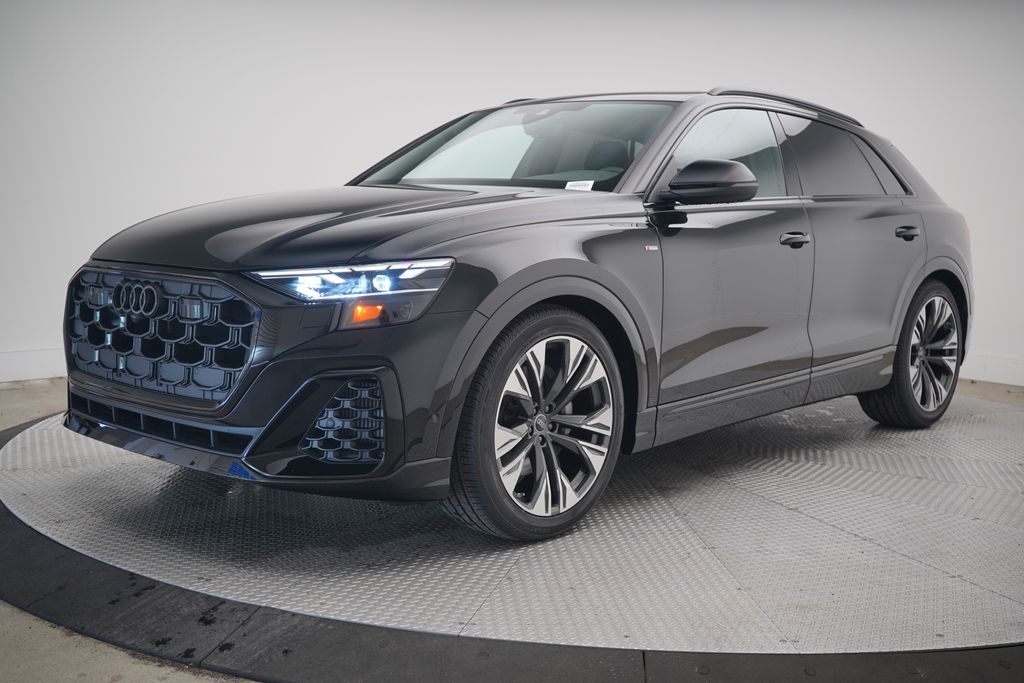 Thumbnail: 2026 Audi Q8 - 1