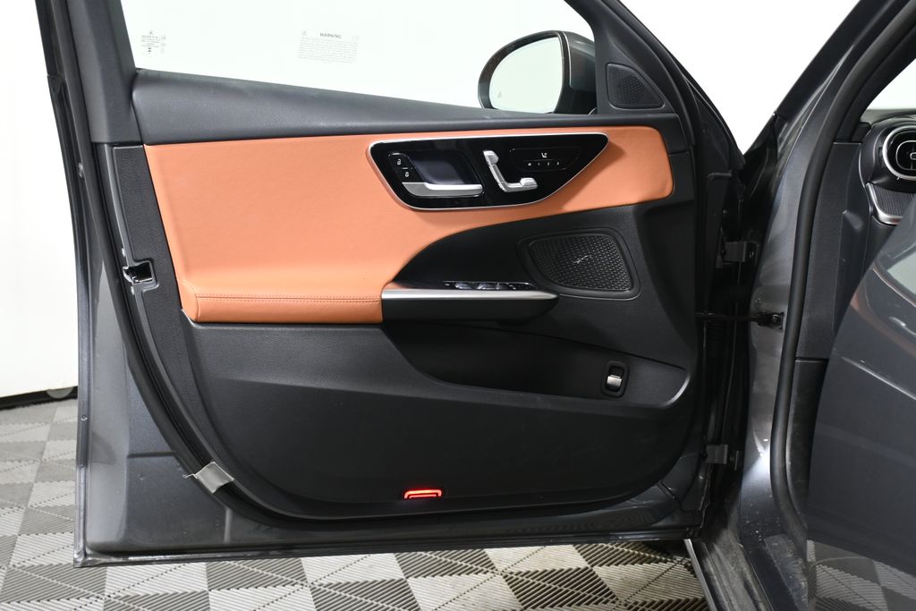 Thumbnail: 2025 Mercedes-Benz C-Class - 27