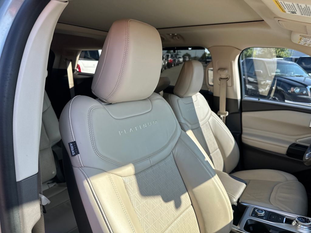 Used Car 2020 Ford Explorer  Platinum For Sale Under $30,000 In Austin, Texas