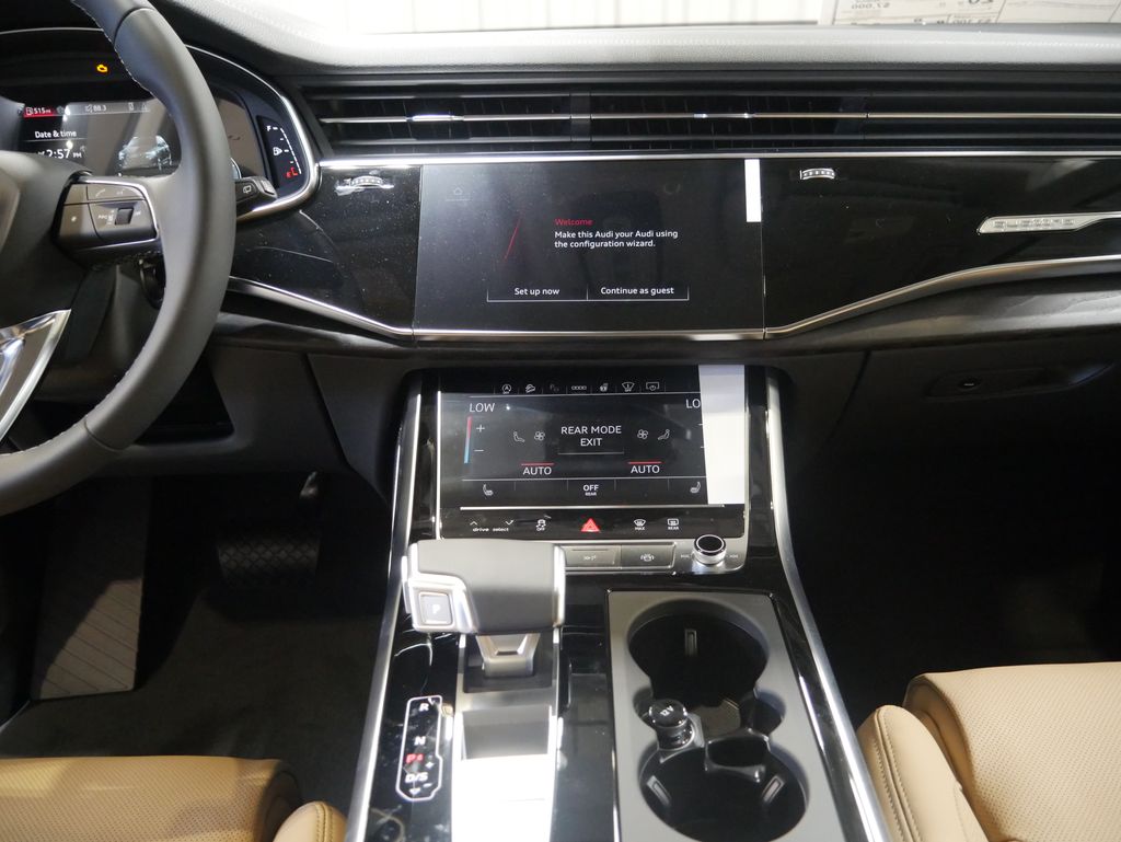 Thumbnail: 2026 Audi Q7 - 24