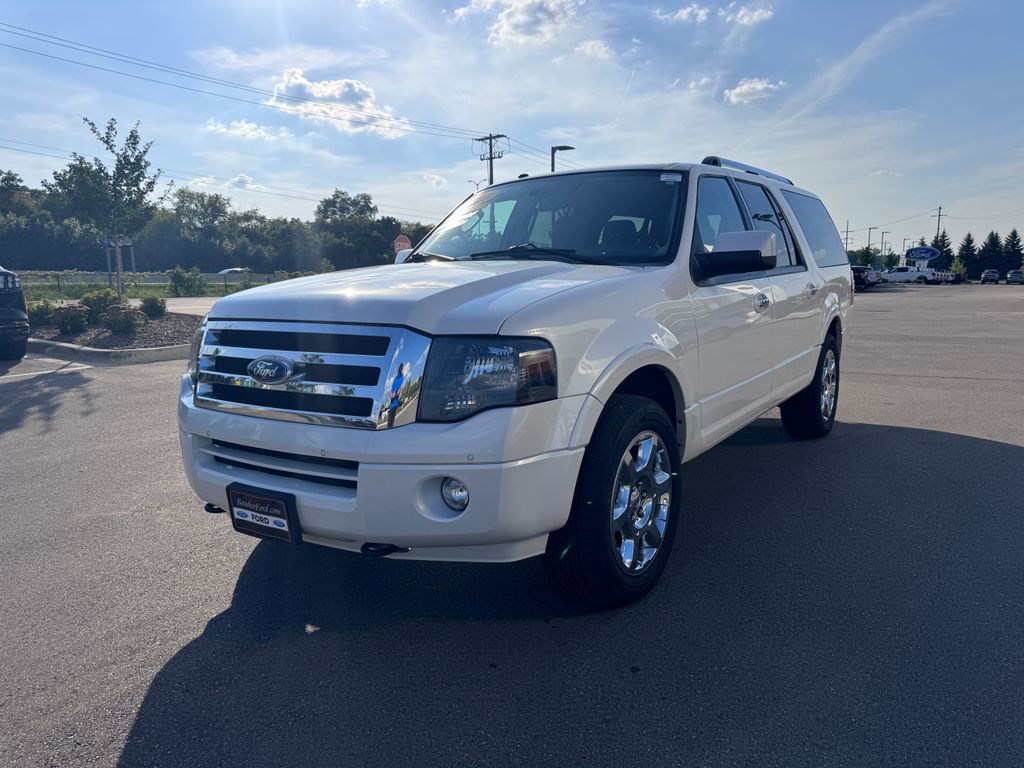 Used 2013 White Platinum Clearcoat Metallic Ford Limited image 2