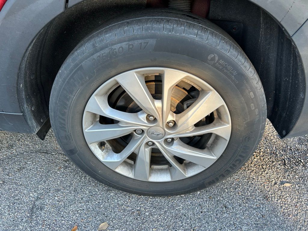 Thumbnail: 2021 Hyundai Tucson - 9