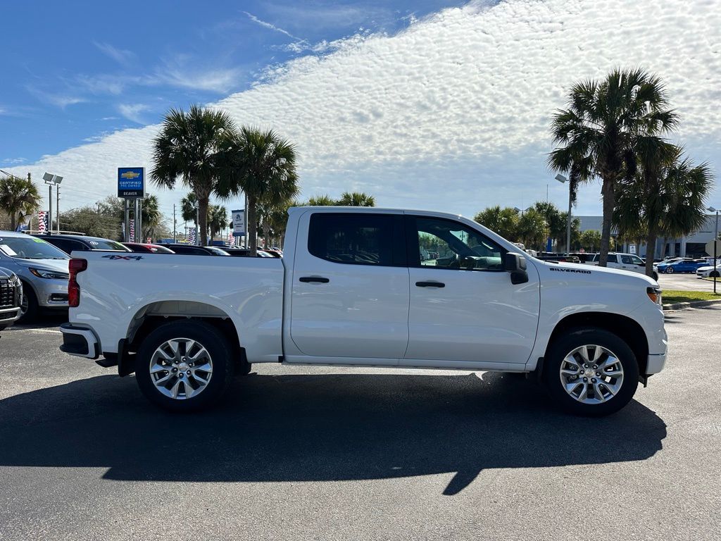 2024 Chevrolet Silverado 1500 Custom 8