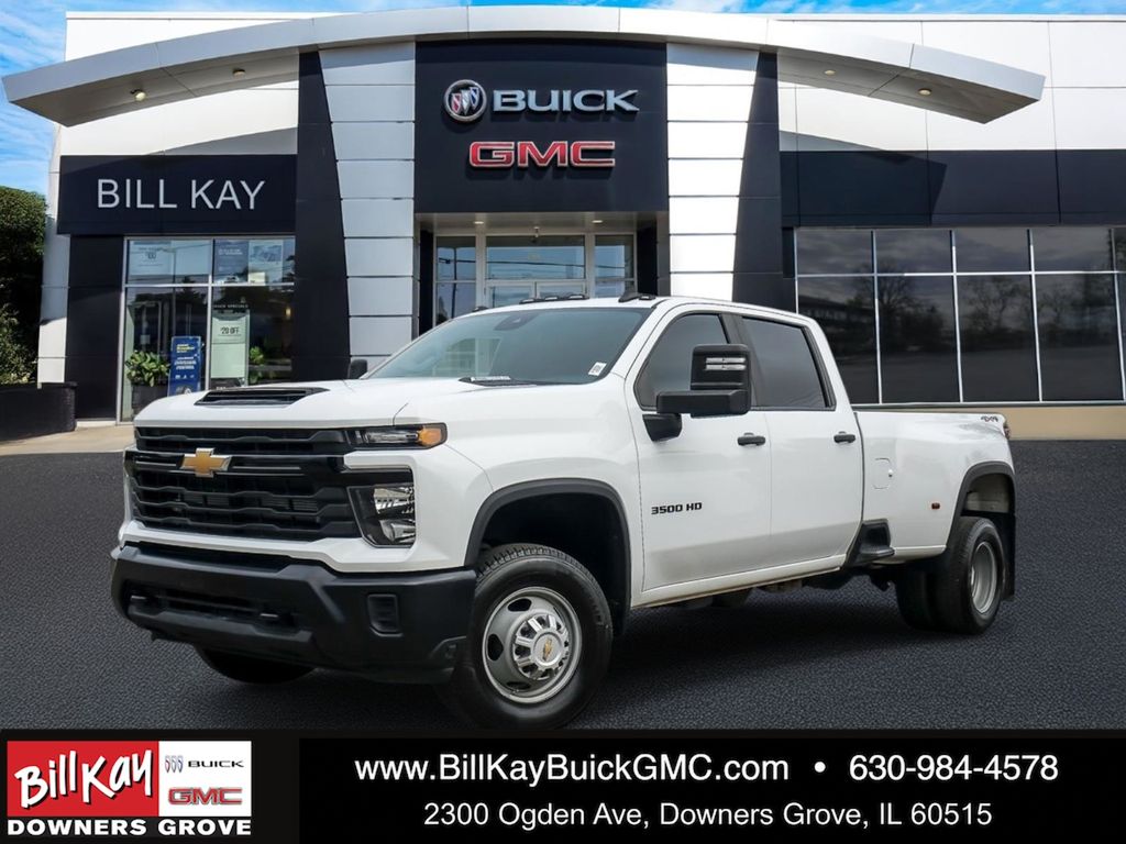 Summit White 2024 Chevrolet Silverado 3500HD Pickup Truck Four-Wheel Drive Automatic
