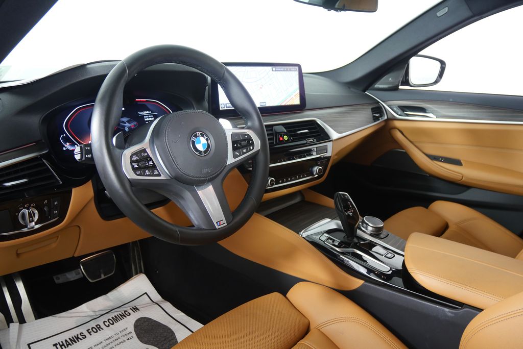 Thumbnail: 2022 BMW 5 Series - 14