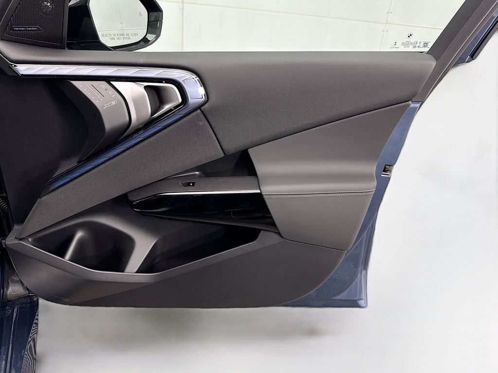 Thumbnail: 2026 BMW X3 - 24