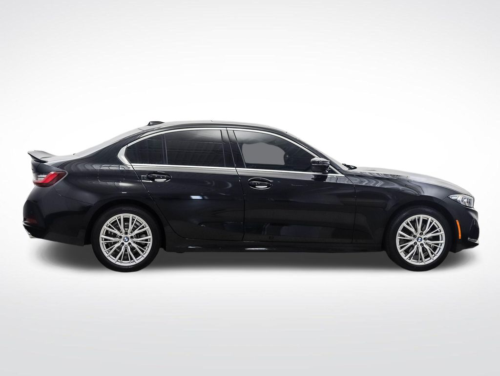 Thumbnail: 2024 BMW 3 Series - 6