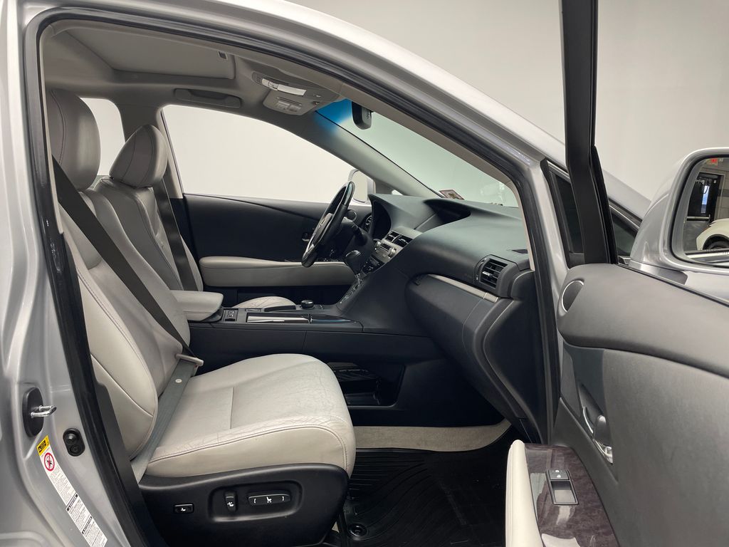 Thumbnail: 2013 Lexus RX - 17