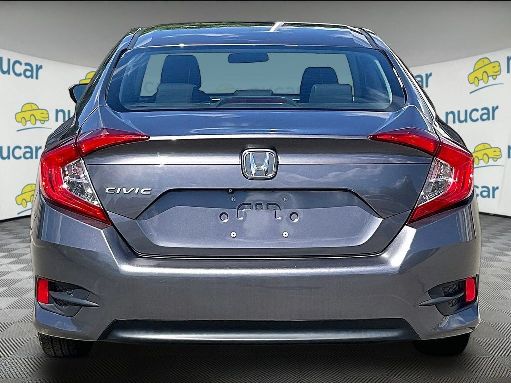 2016 Honda Civic — photo 5