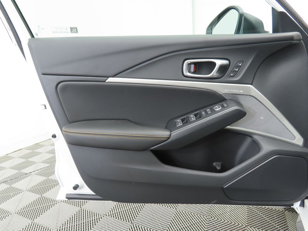 Thumbnail: 2026 Acura Integra - 24