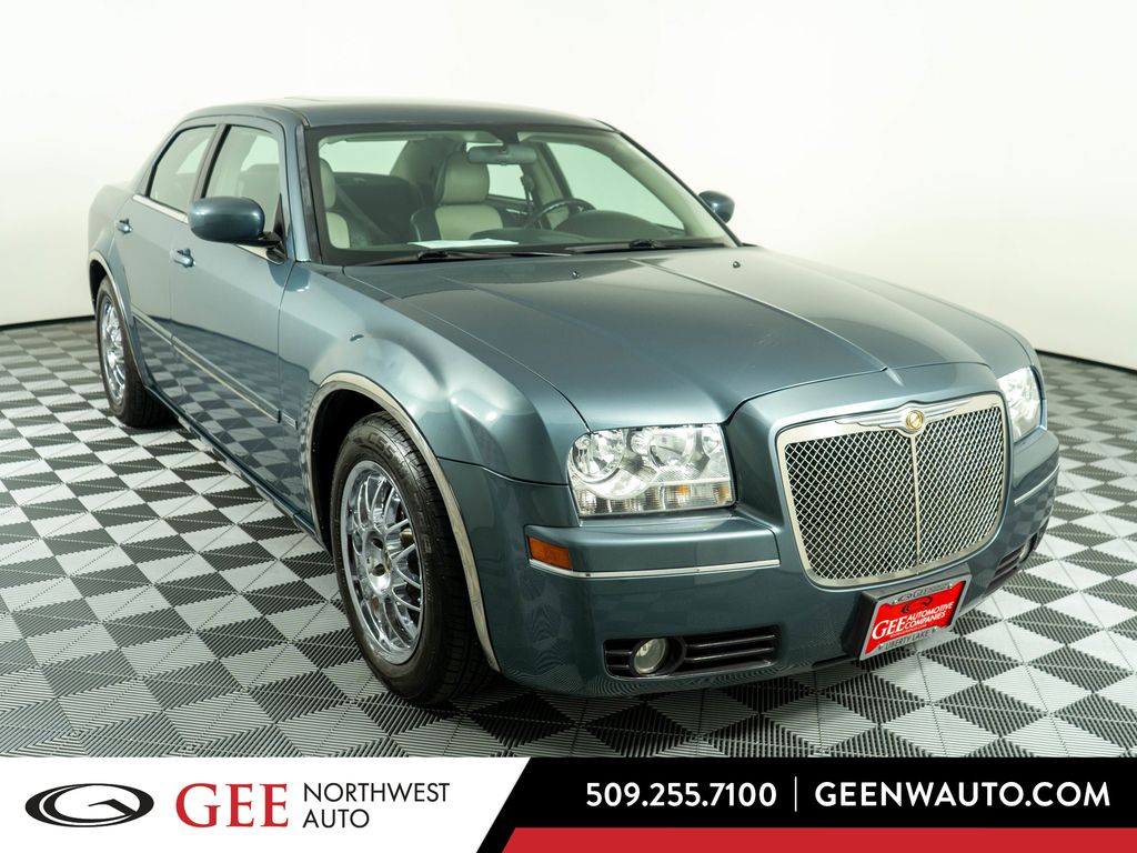 2005 Chrysler 300 Touring RWD