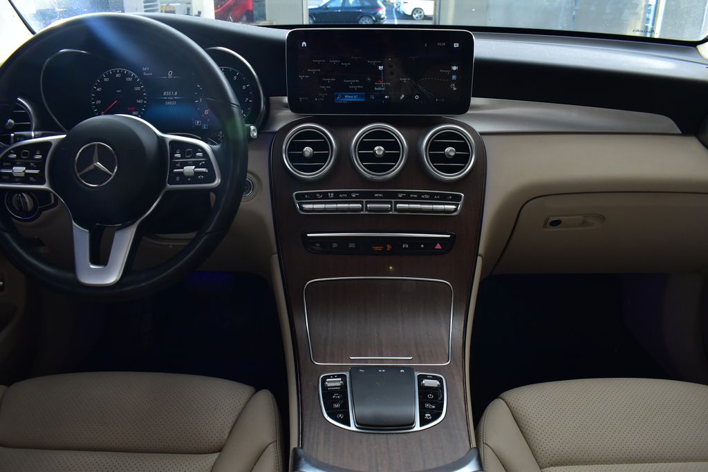 Thumbnail: 2022 Mercedes-Benz GLC - 26