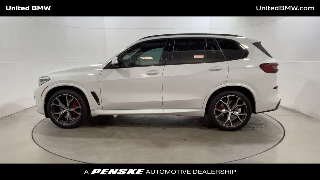 Thumbnail: 2022 BMW X5 - 5