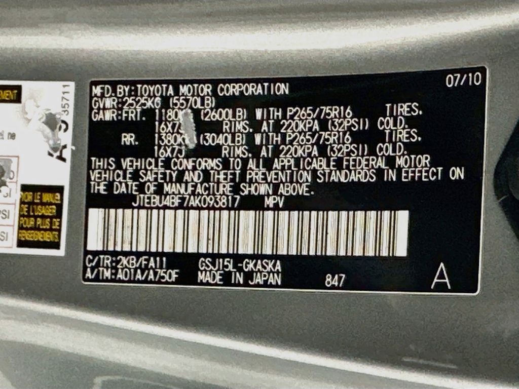 Thumbnail: 2010 Toyota FJ Cruiser - 30