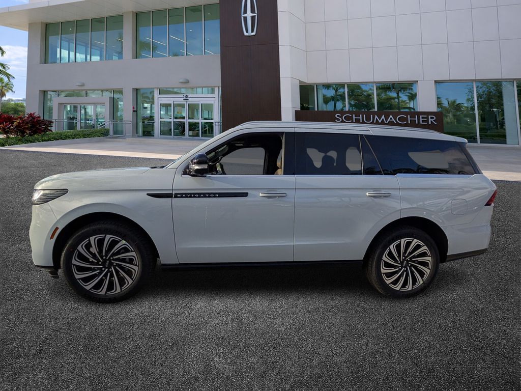new 2026 Lincoln Navigator car, priced at $123,415