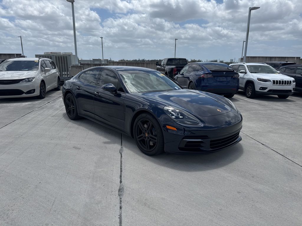 2020 Porsche Panamera 4
