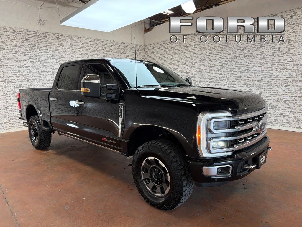 2023 Ford F-350 Super Duty Platinum Crew Cab 4WD