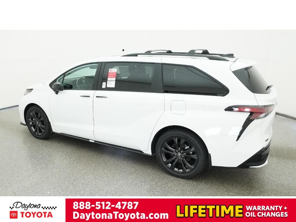 New 2026 Toyota Sienna Van