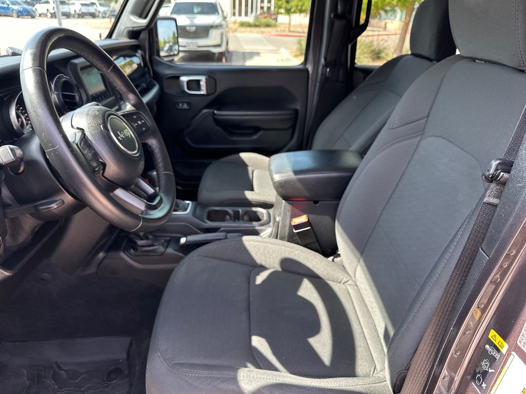 Used Car 2021 Jeep Wrangler  Unlimited Sport Altitude For Sale Under $30,000 In Austin, Texas