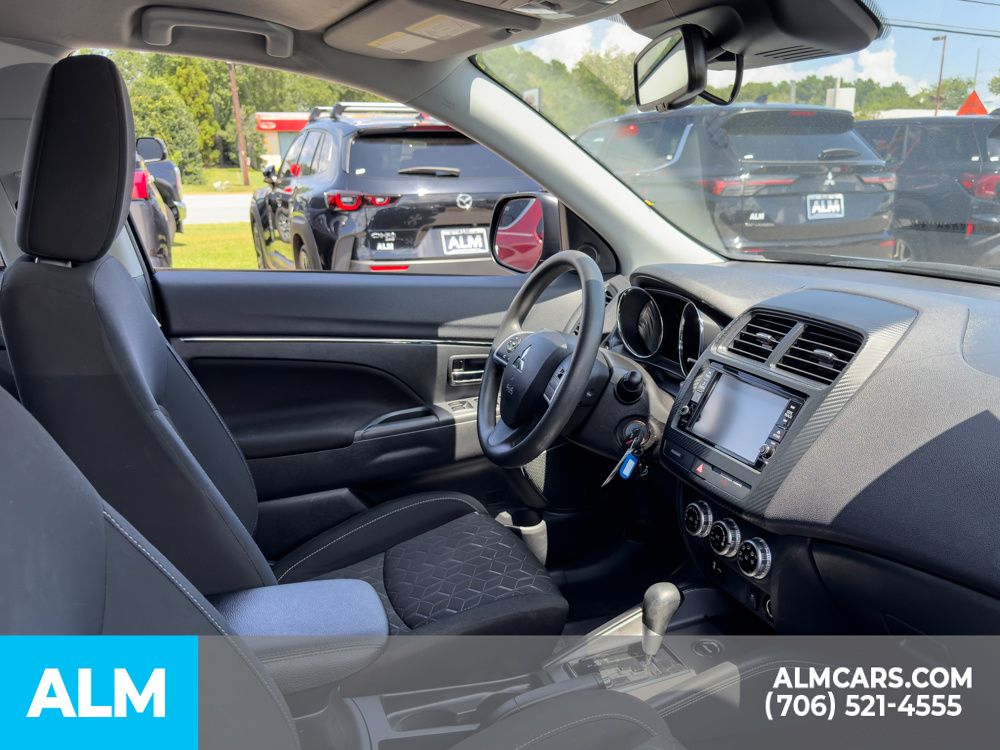 Used 2024 Gray Mitsubishi 2.0 ES image 15