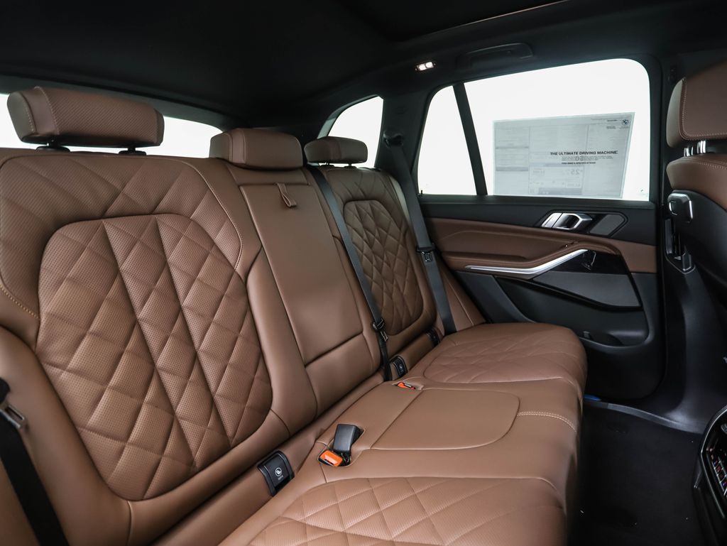 Thumbnail: 2026 BMW X5 - 29