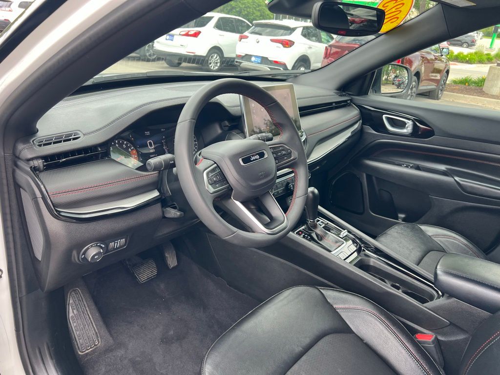 Used 2025 Jeep Compass SUV