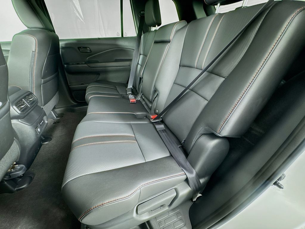 2025 Honda Passport TrailSport photo