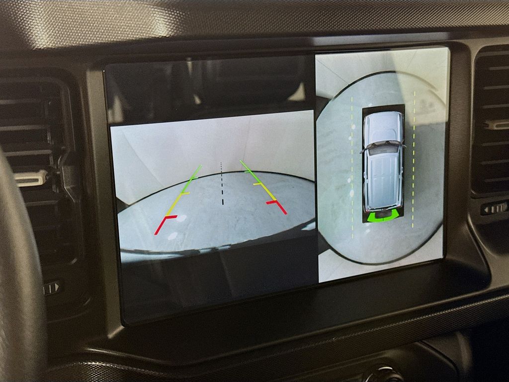 Thumbnail: 2021 Ford Bronco - 16