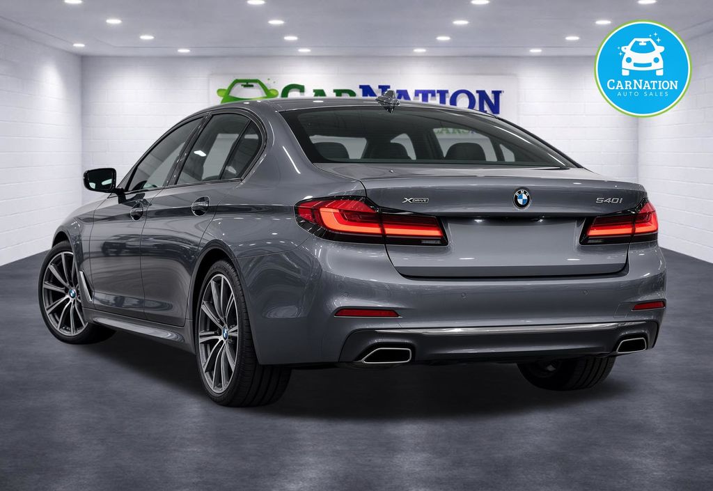 Photo 5 of 2021 BMW 5 Series 540i xDrive