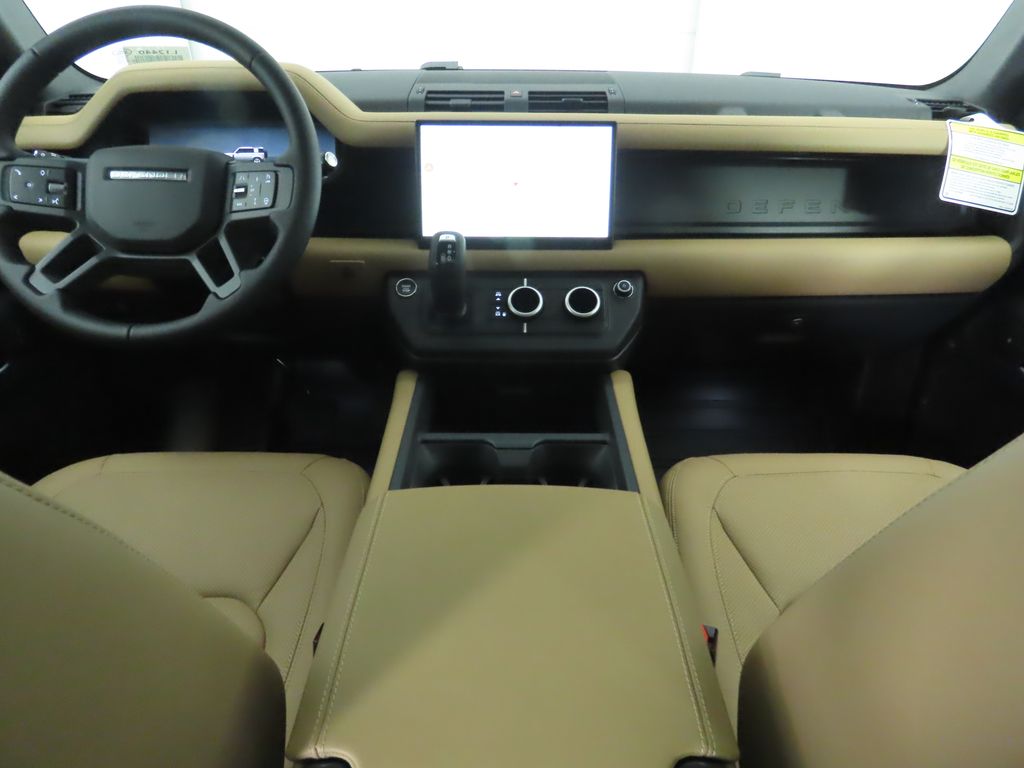 2025 Land Rover Defender 110 13