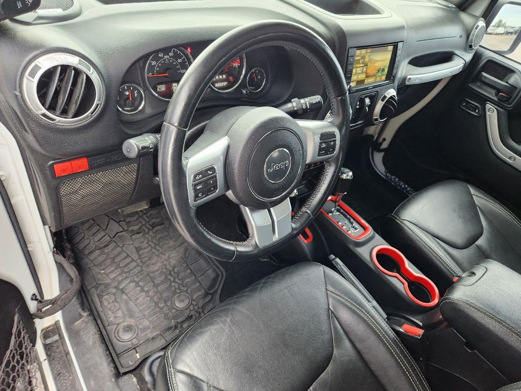 2016 Jeep Wrangler Unlimited Rubicon 2