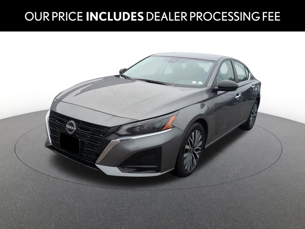 Gray (Gun Metallic) 2024 Nissan Altima Sedan Front-Wheel Drive Continuously Variable Transmission