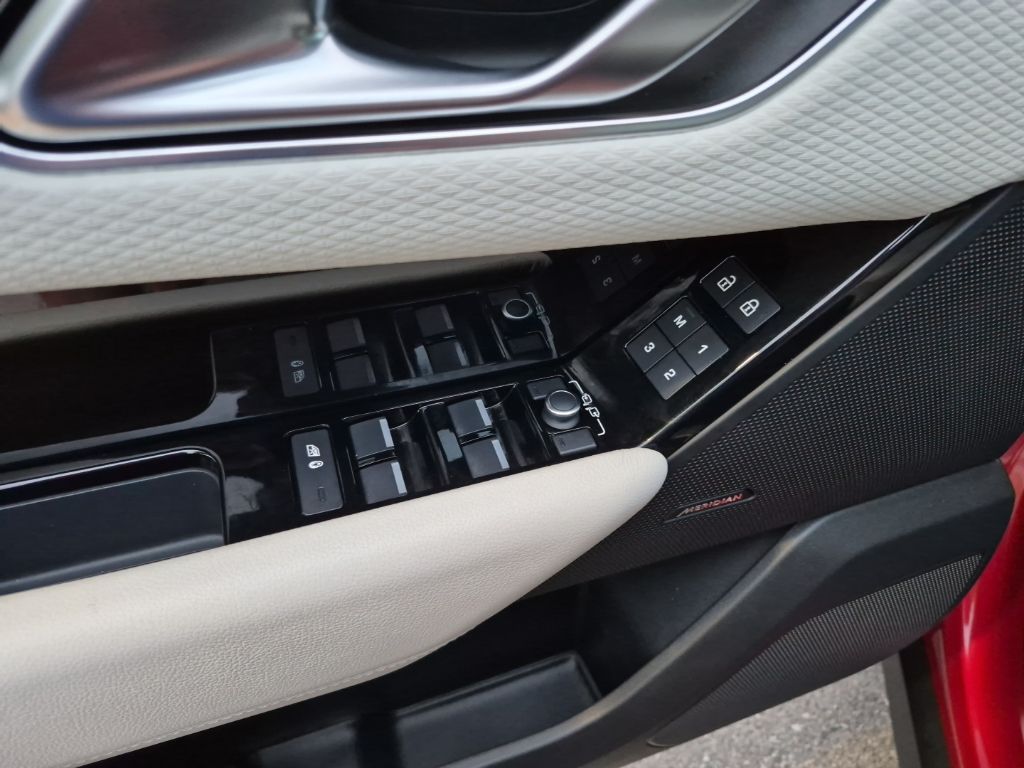 Used Car 2021 Land Rover Range Rover Velar  P250 R-dynamic S For Sale Under $35,000 In Austin, Texas