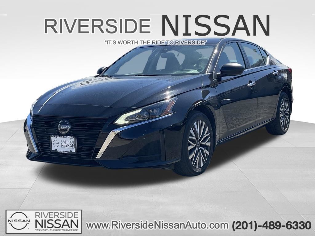  2024 Nissan Altima 2.5 SV AWD   