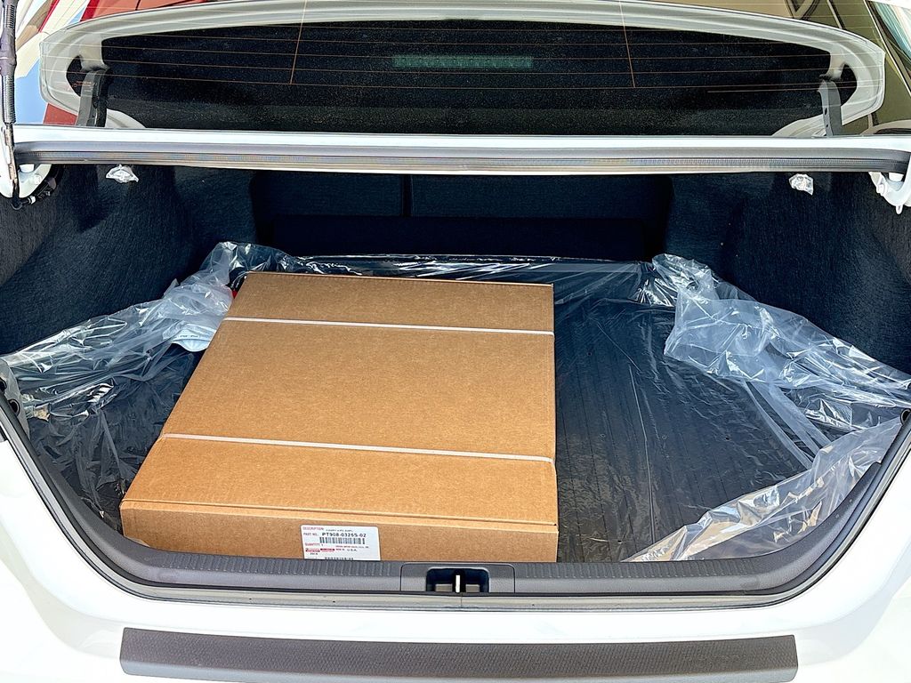 Thumbnail: 2026 Toyota Camry - 27