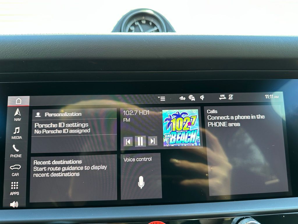 Thumbnail: 2026 Porsche Macan - 29