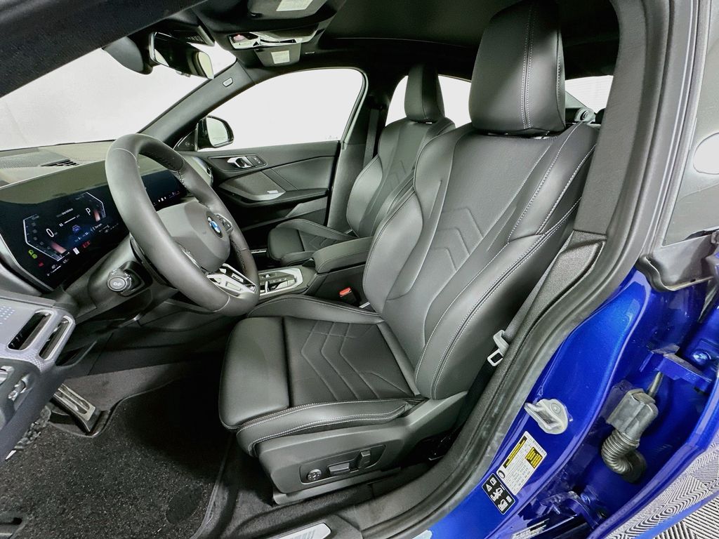 Thumbnail: 2026 BMW 2 Series - 16