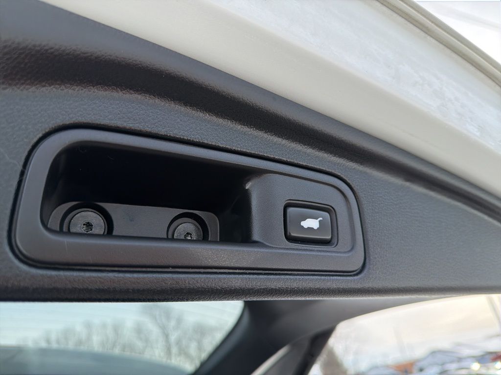 Thumbnail: 2021 Honda Pilot - 24