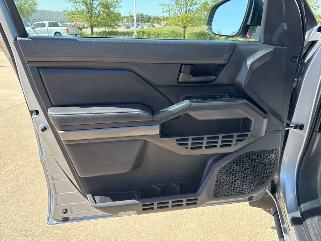 Used 2025 Toyota Tacoma Truck