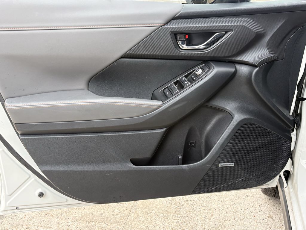 2024 Subaru Crosstrek Limited White at Baytown Hyundai